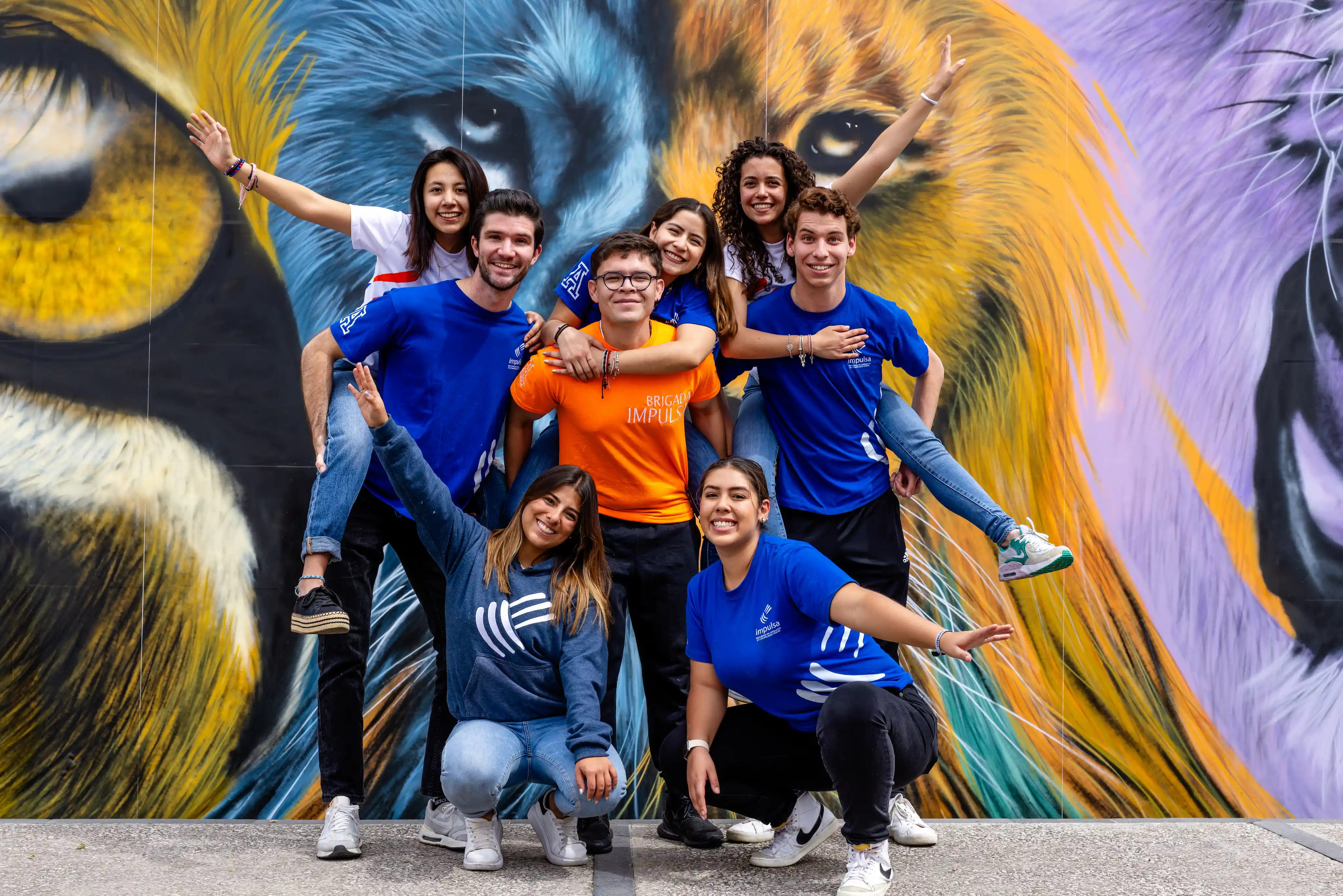 Estudiantes participando en una experiencia de integración