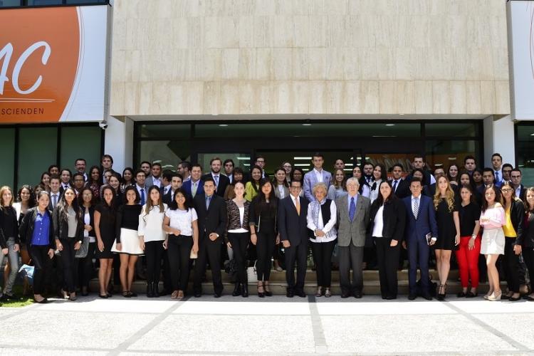 Ministra de la Suprema Corte de Justicia de la Nación dialoga con alumnos Anáhuac