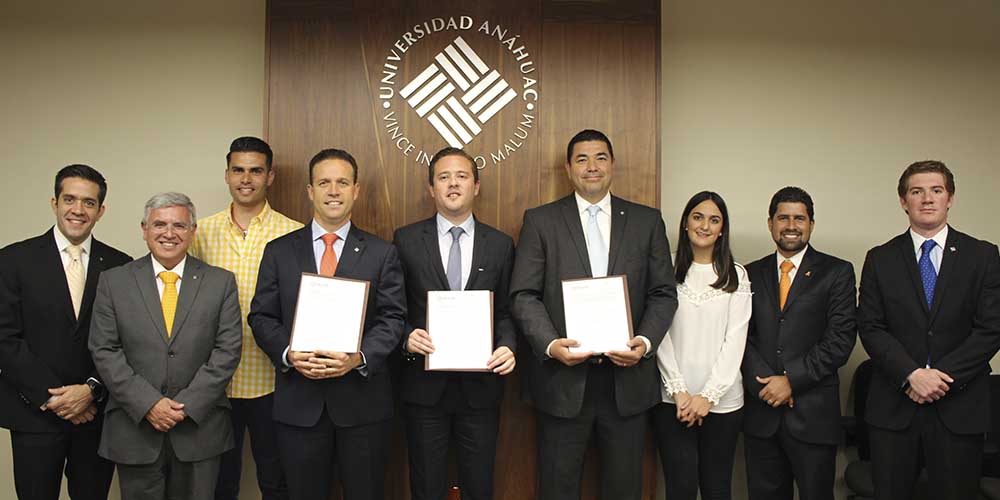 Firma de convenio con la Secretaría de Juventud de Querétaro 
