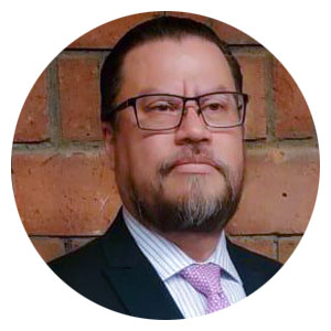 Dr. Guillermo Carmona Pérez