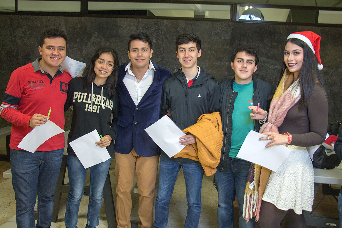 4 / 16 - El periodo de Adviento 2017 llega a la Universidad Anáhuac Xalapa