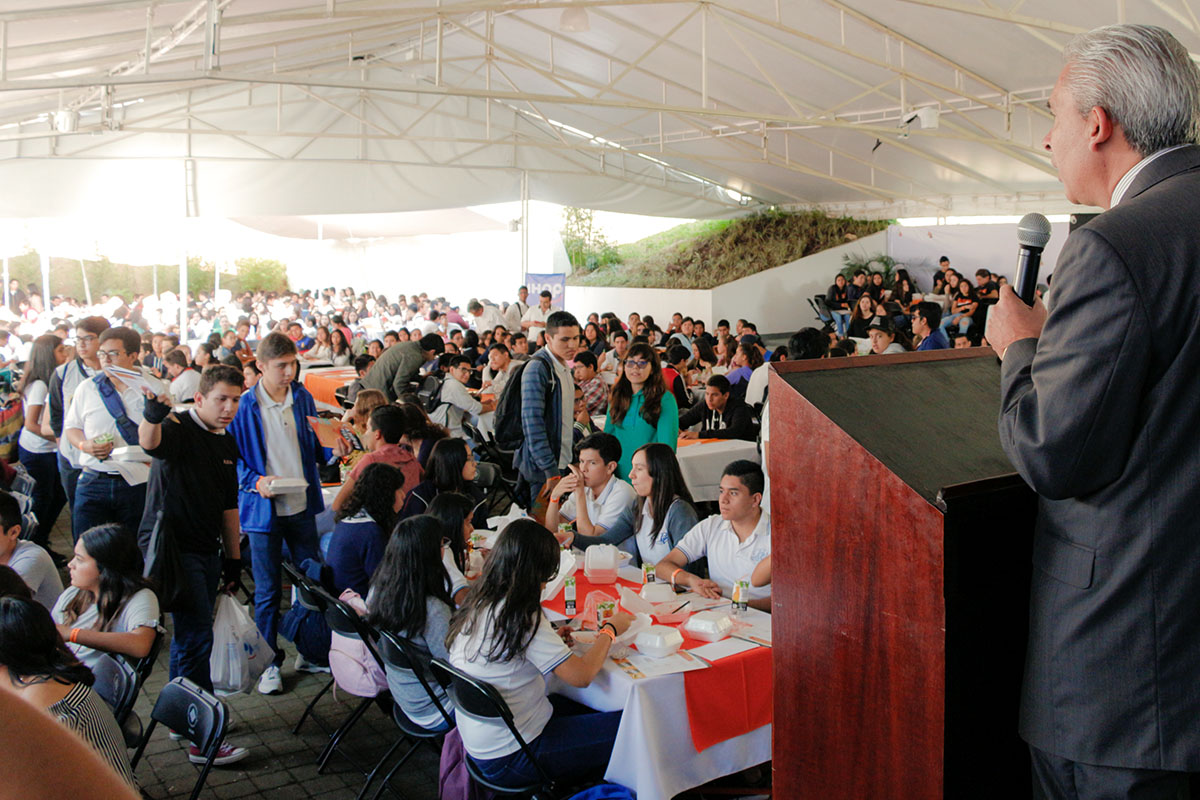 6 / 28 - Los alumnos Anáhuac contagian de entusiasmo el Campus Visit