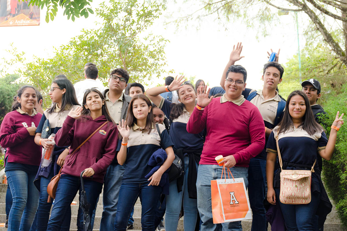 25 / 28 - Los alumnos Anáhuac contagian de entusiasmo el Campus Visit