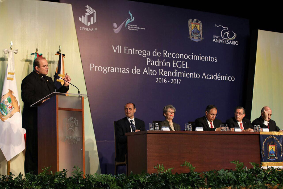 1 / 8 - Padrón EGEL reconoce Calidad y Excelencia de los Programas Académicos Anáhuac