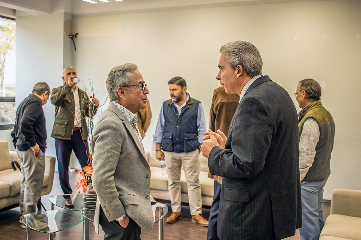 1 / 15 - Inauguración del Aula Magna Santo Tomás de Aquino