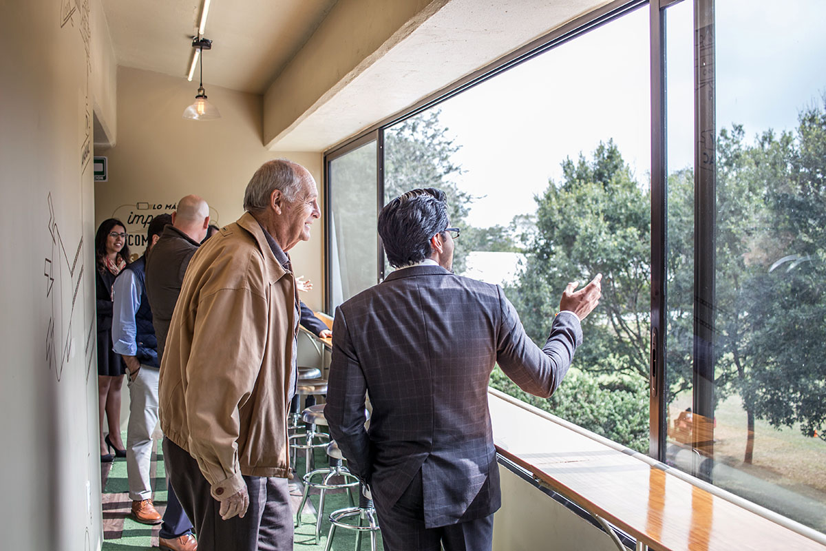 10 / 15 - Inauguración del Aula Magna Santo Tomás de Aquino