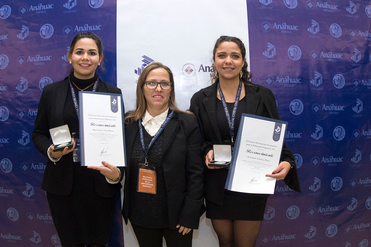 8 / 11 - 64 Alumnos de la Red Anáhuac reciben Premio CENEVAL EGEL a la Excelencia