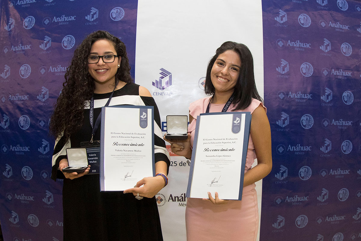 10 / 11 - 64 Alumnos de la Red Anáhuac reciben Premio CENEVAL EGEL a la Excelencia