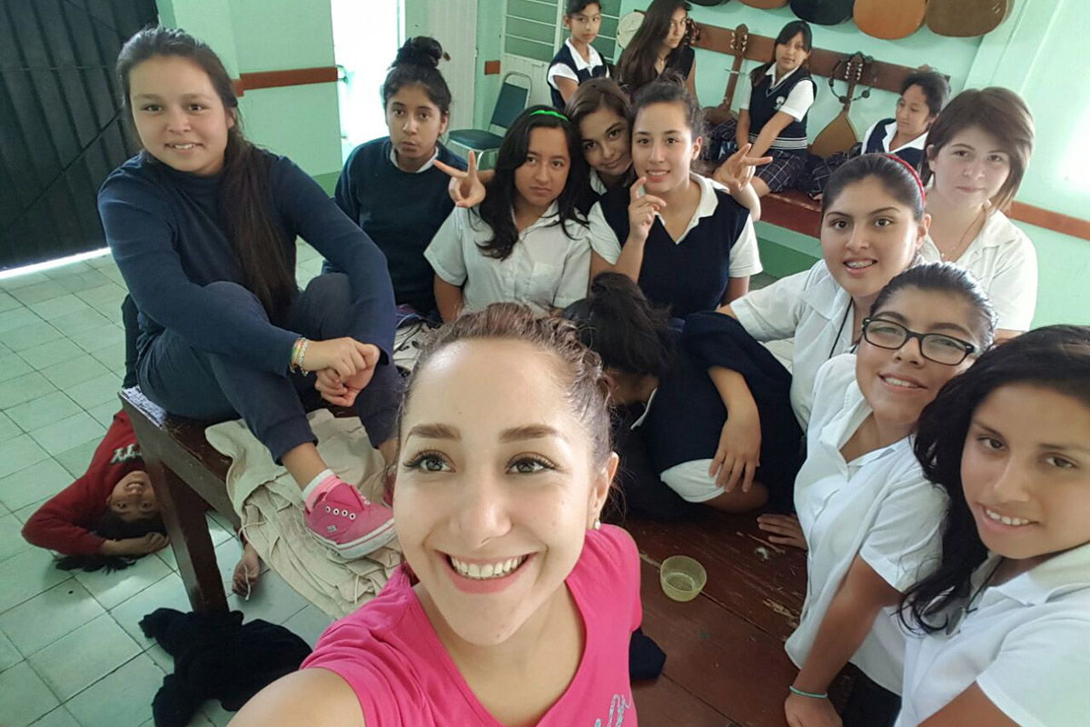 15 / 16 - Actividad Social