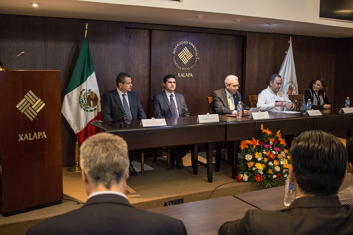 1 / 6 - Firma de Convenio con el IMPI