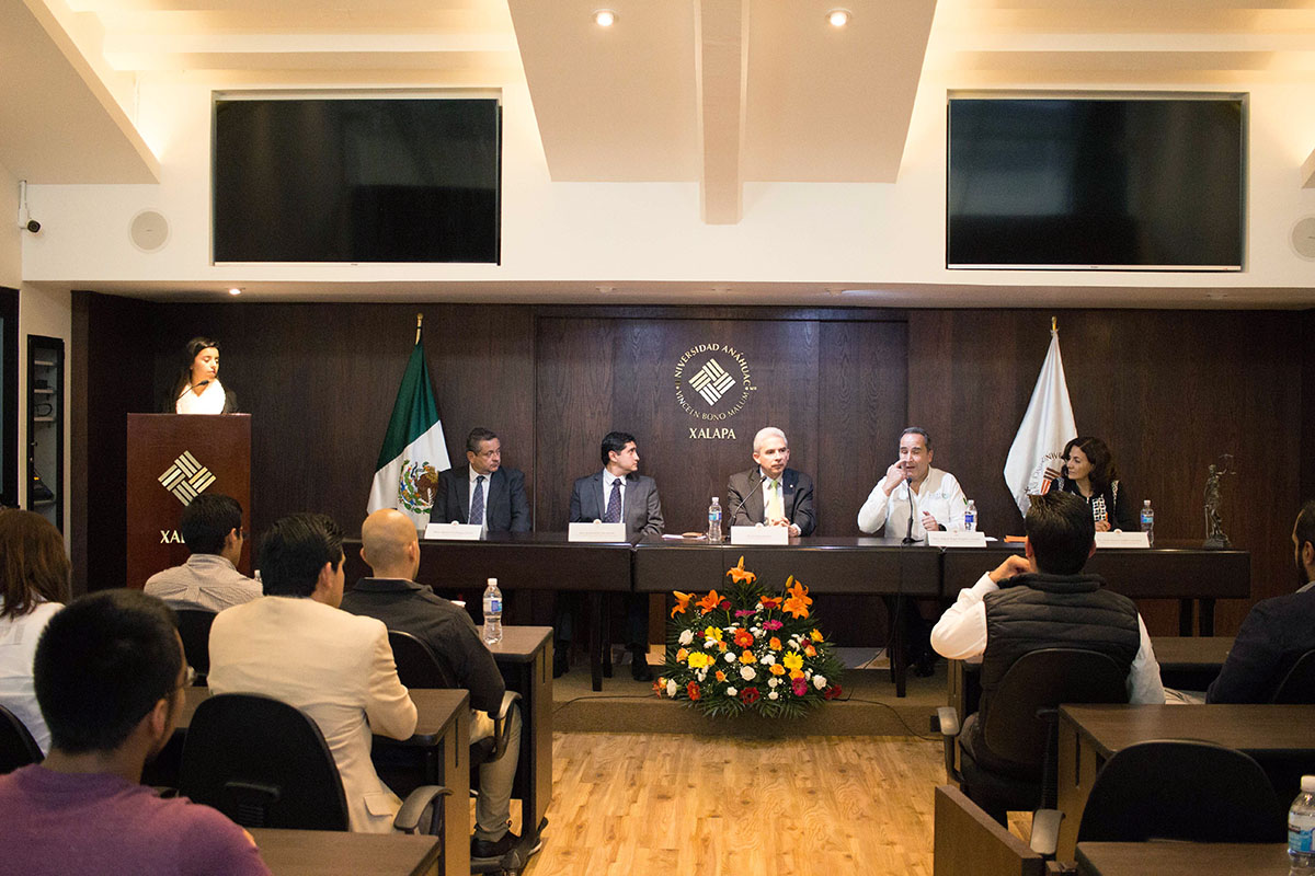 4 / 6 - Firma de Convenio con el IMPI