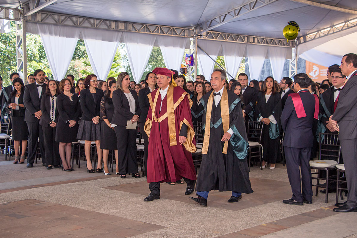 3 / 24 - Ceremonia de Conferimiento de Grado