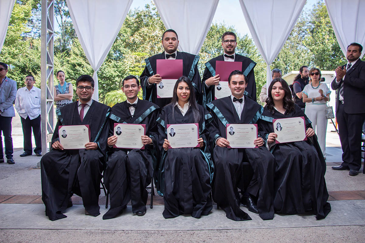 15 / 24 - Ceremonia de Conferimiento de Grado