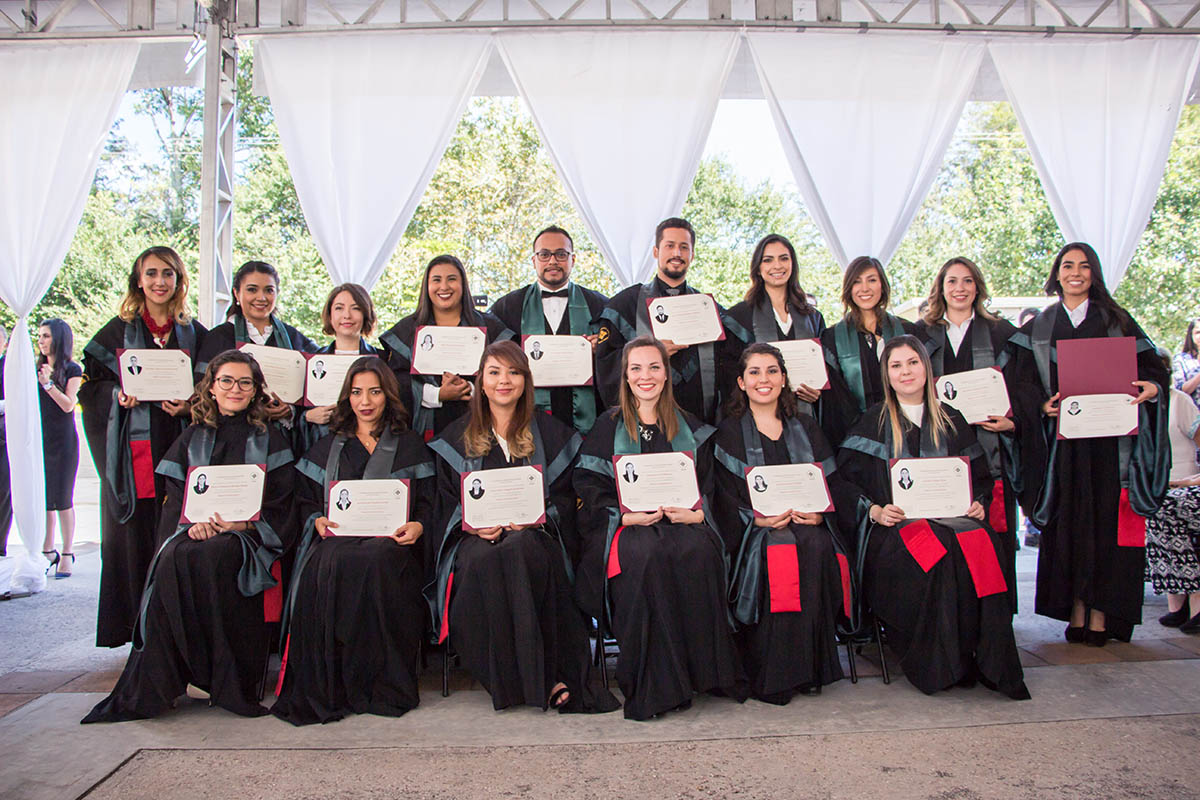 18 / 24 - Ceremonia de Conferimiento de Grado