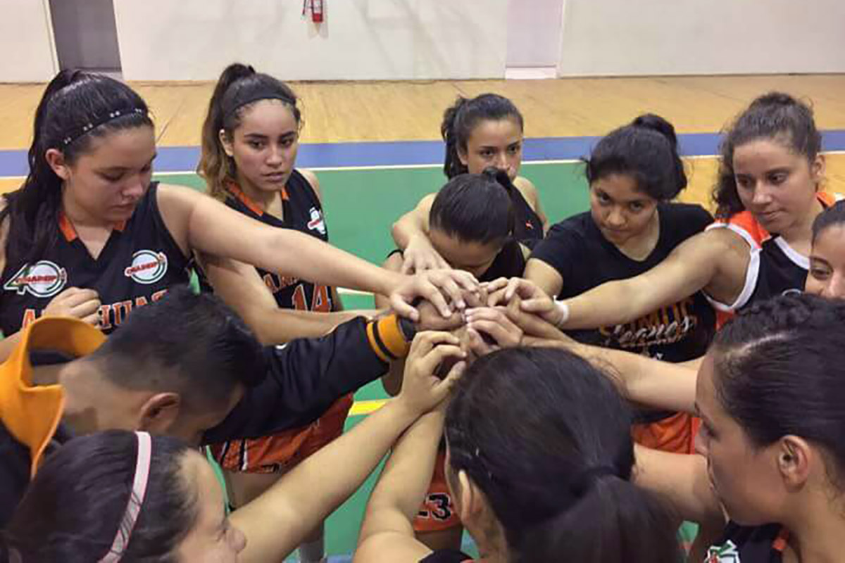 1 / 4 - Encuentro Amistoso con Kanguras en Basquetbol