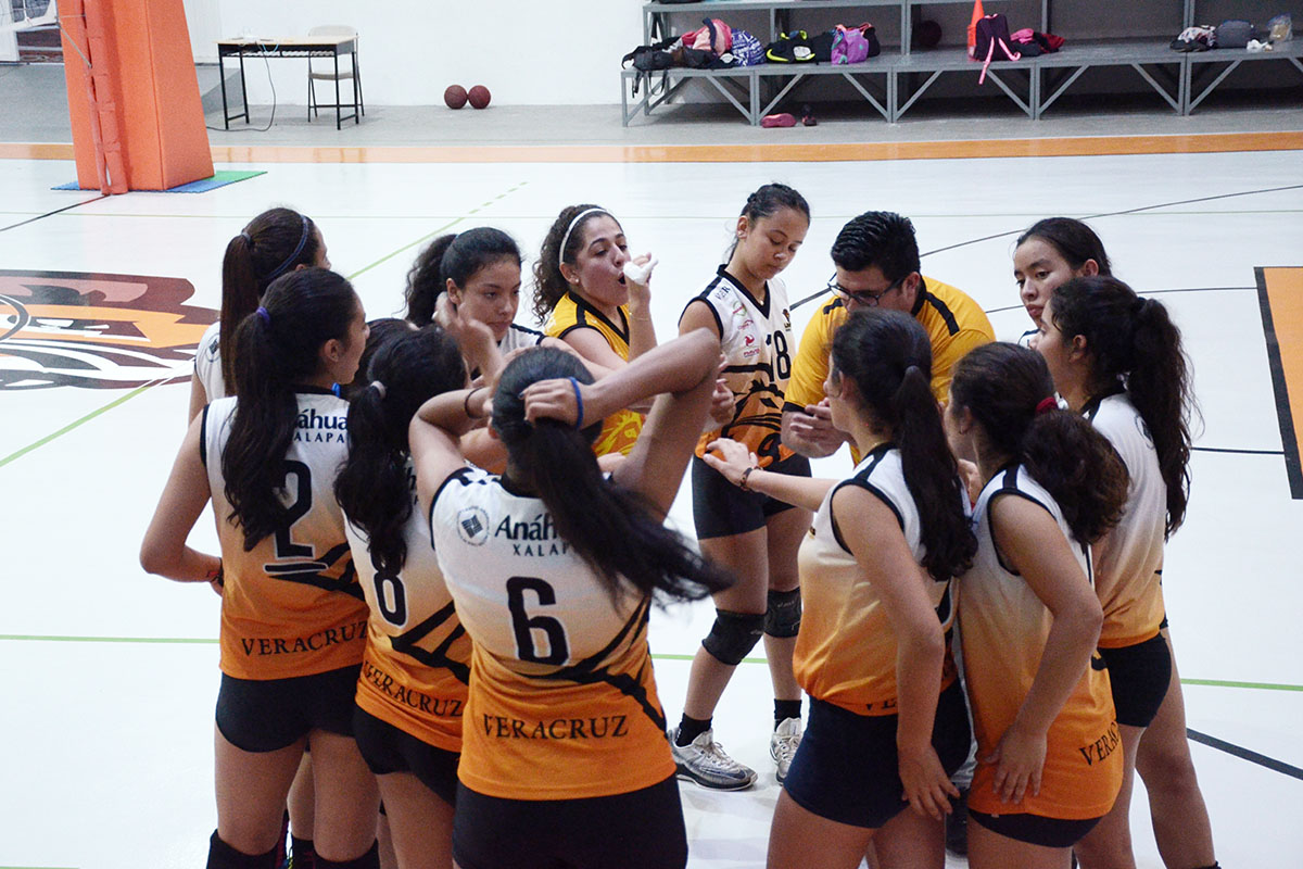 4 / 4 - Inicia la actividad en Voleibol Anáhuac