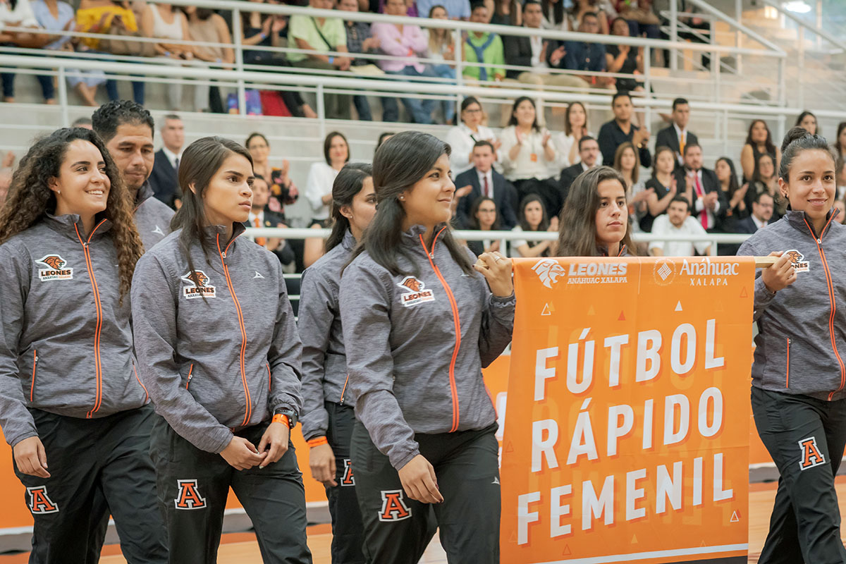 8 / 16 - Inauguración del Complejo Deportivo Antonio Chedraui Caram