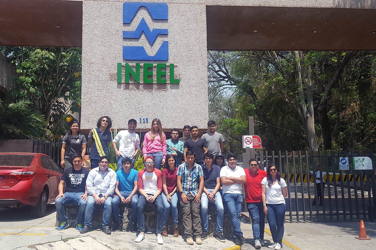 4 / 6 - La Escuela de Ingeniería realizó viaje a Cuernavaca y Querétaro
