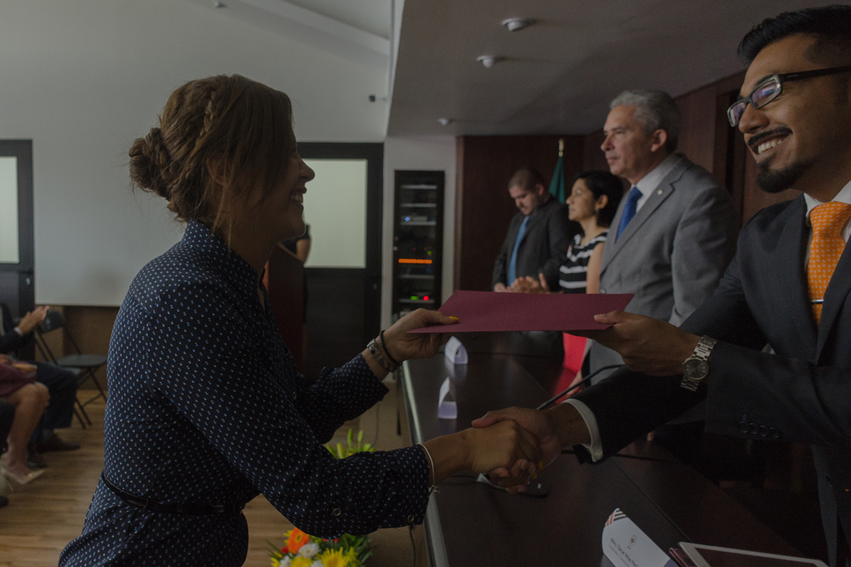 2 / 4 - Clausura de Diplomados Sector Empresarial, Logístico y de Entretenimiento