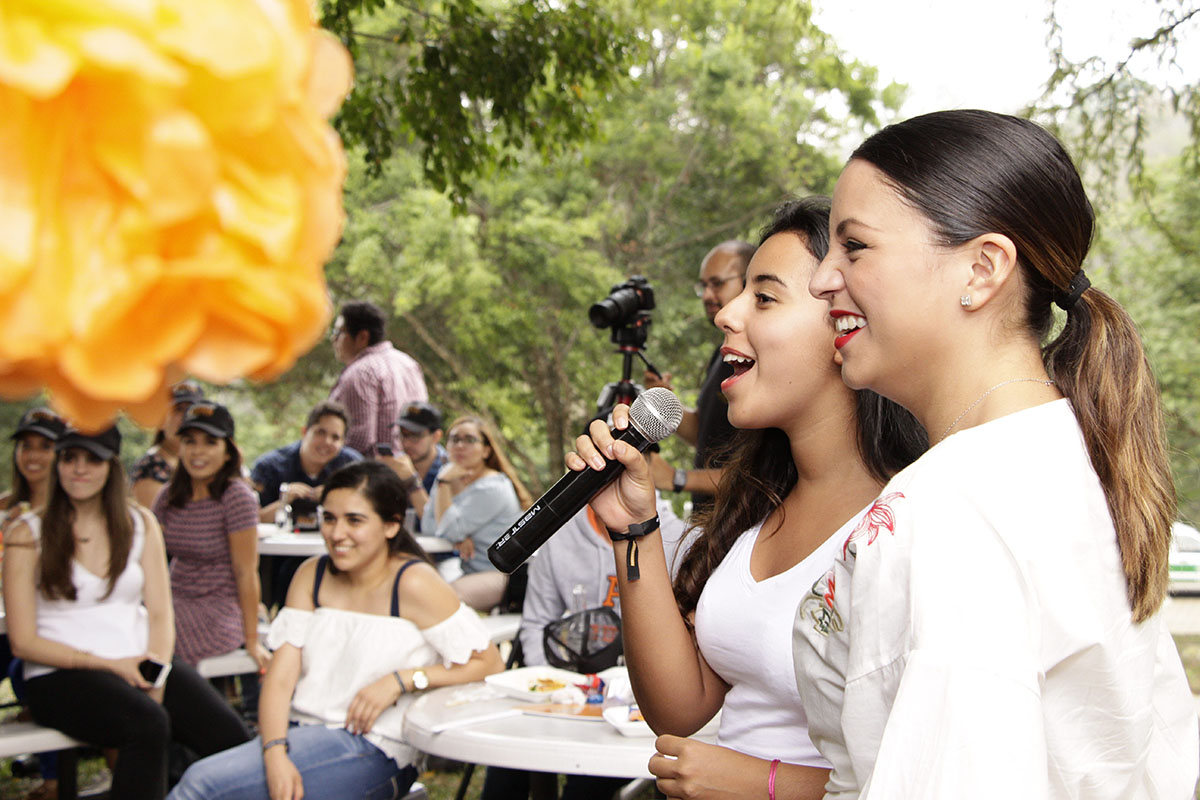 14 / 16 - La Universidad Anáhuac Xalapa despide a la Generación 2017