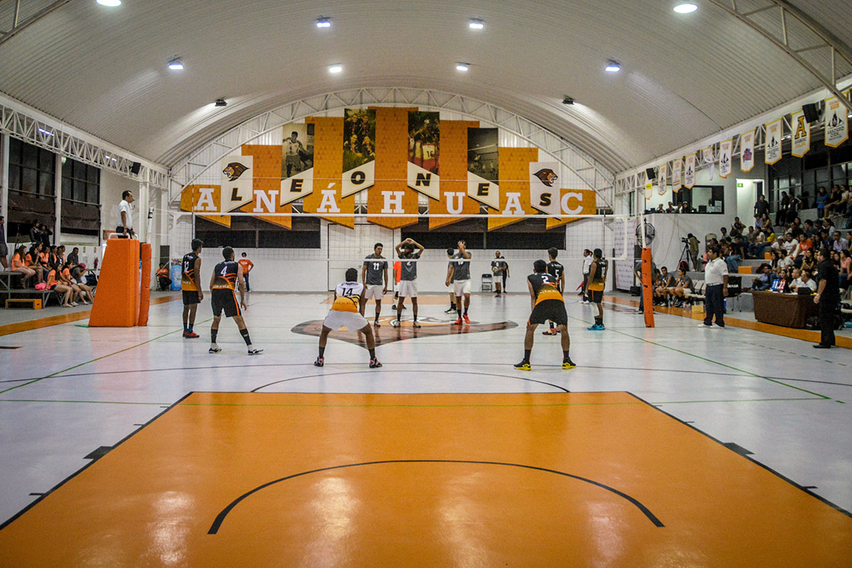 22 / 28 - Debut soñado para los Leones de la Universidad Anáhuac Xalapa