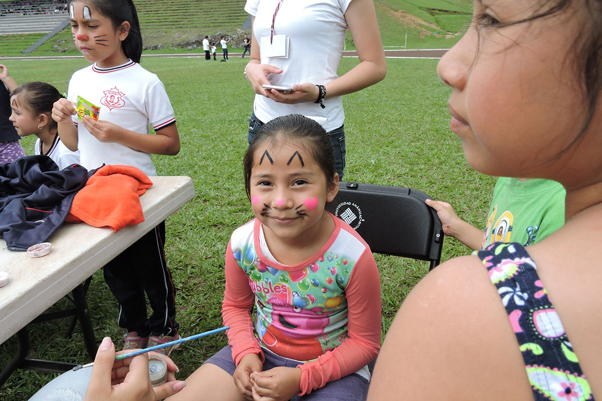 3 / 19 - Celebrando el Día del Niño en la Anáhuac