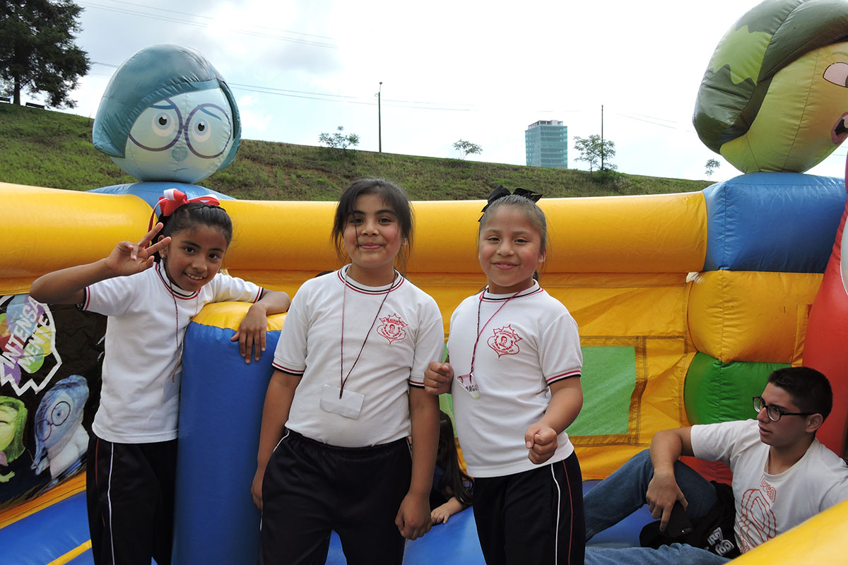 4 / 19 - Celebrando el Día del Niño en la Anáhuac