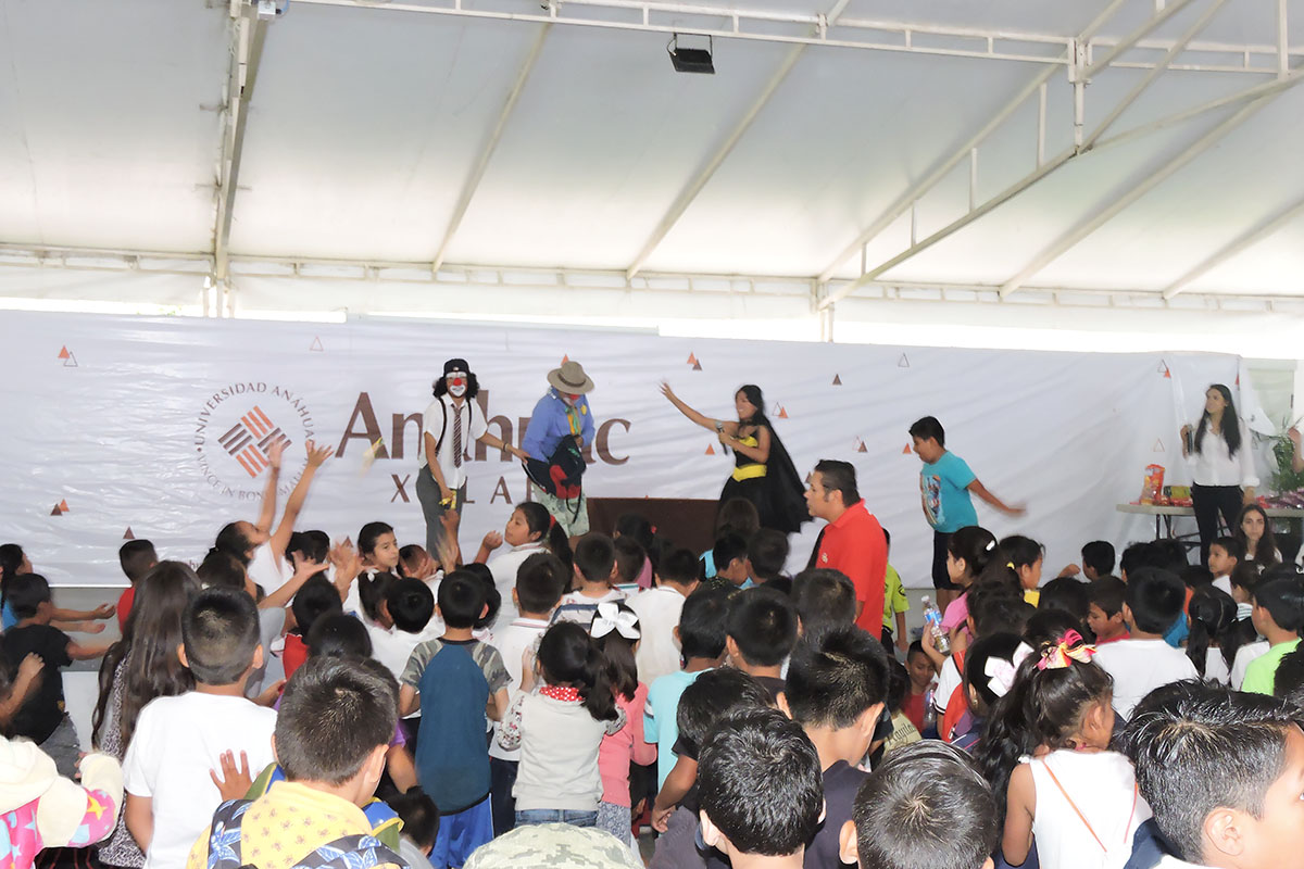 18 / 19 - Celebrando el Día del Niño en la Anáhuac