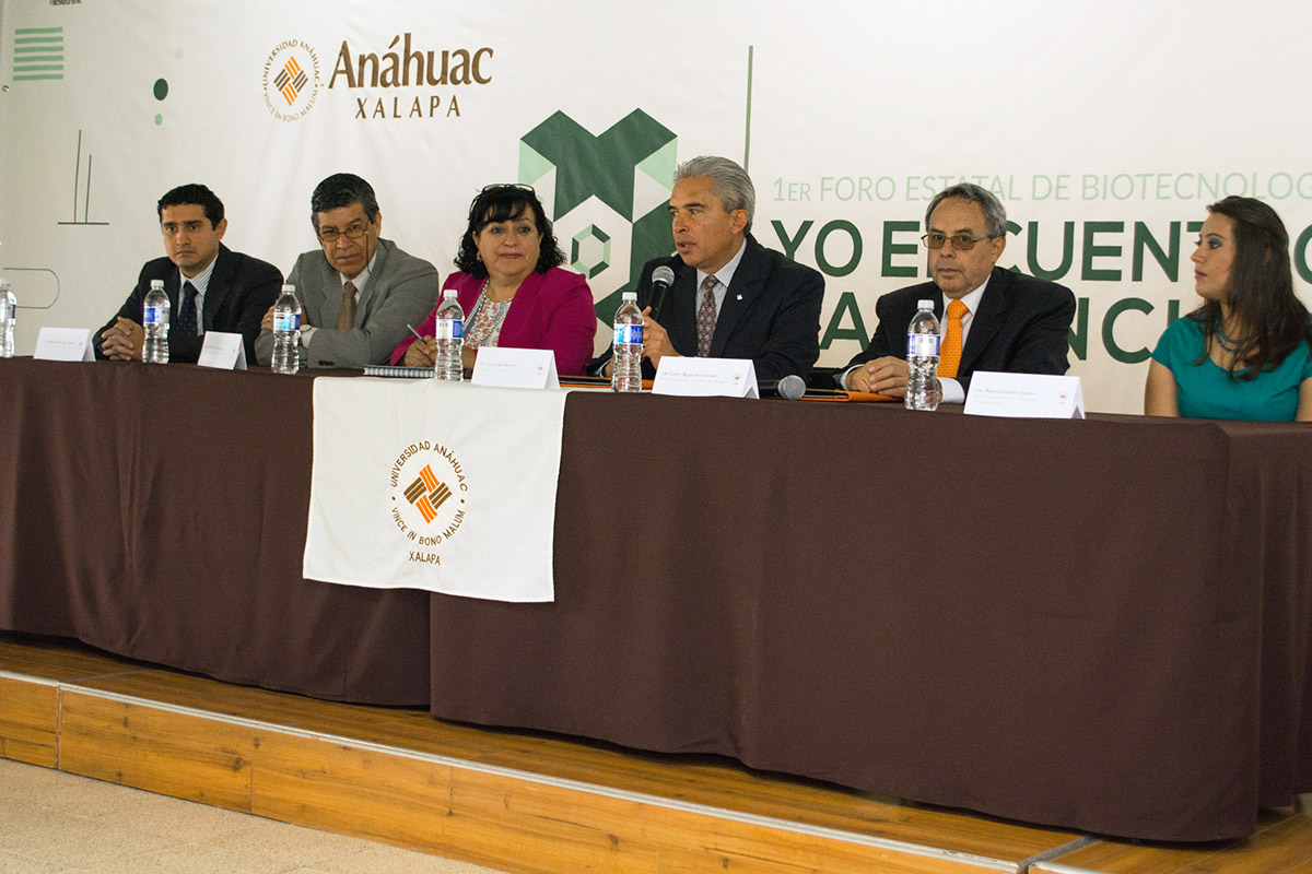 1 / 16 - 1er Foro Estatal de Biotecnología Yo Encuentro la Ciencia