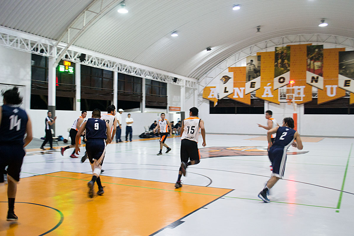 5 / 8 - Anáhuac imbatible ante la UNAM