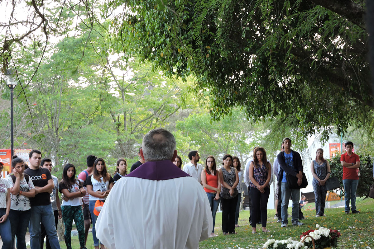 3 / 13 - La Comunidad Universitaria vive la Pasión de Cristo 2017