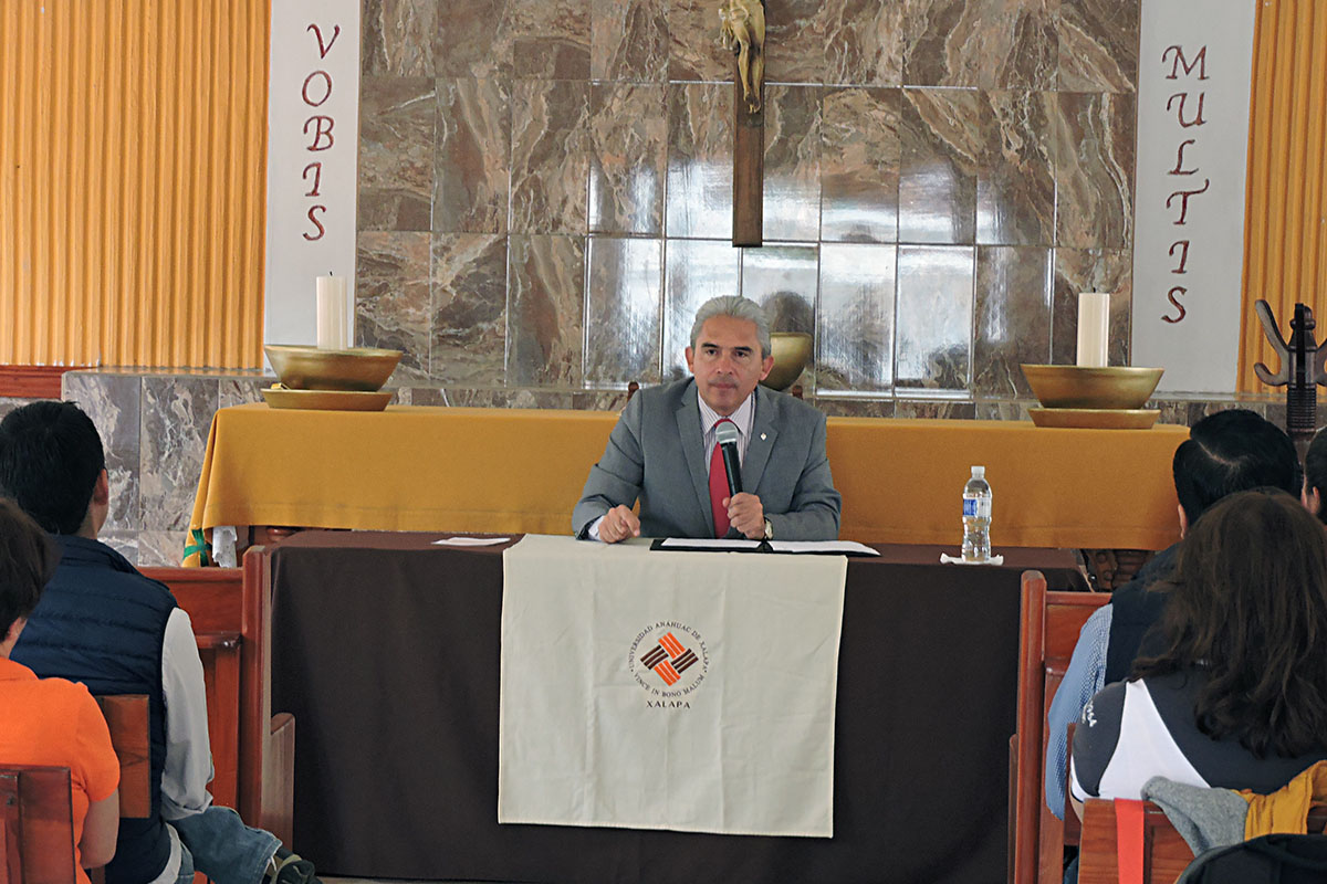 11 / 17 - Retiro Anual del Personal de la Universidad Anáhuac Xalapa