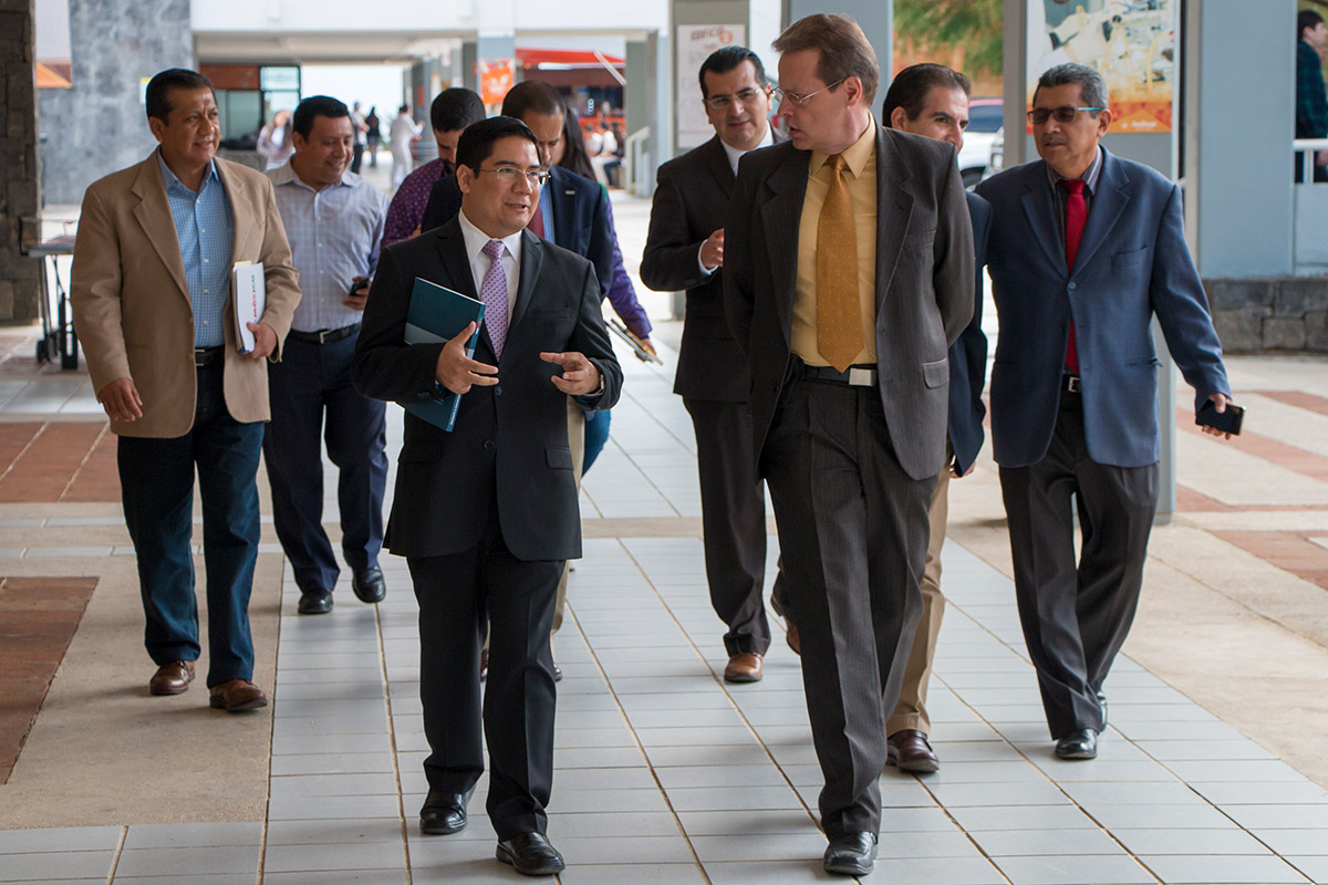 8 / 8 - UAX anfitrión del Seminario de PROMEXICO y el Trade Facilitation Office Canadá