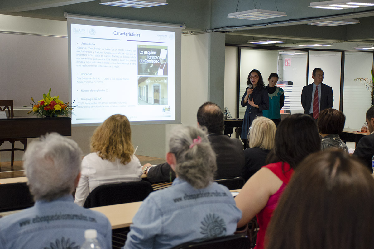 2 / 4 - Clausura del Curso de Liderazgo Ambiental para la Competitividad