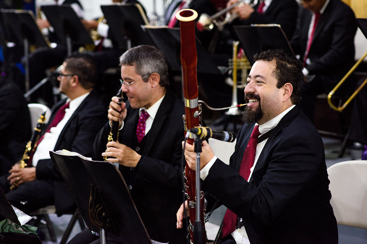 1 / 24 - Concierto Navideño con causa a favor de LEPACH y del CECAN