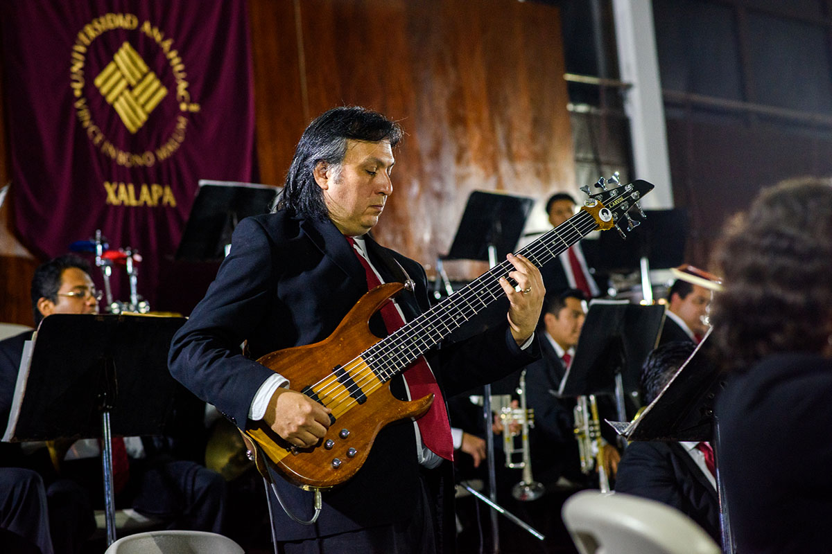 10 / 24 - Concierto Navideño con causa a favor de LEPACH y del CECAN