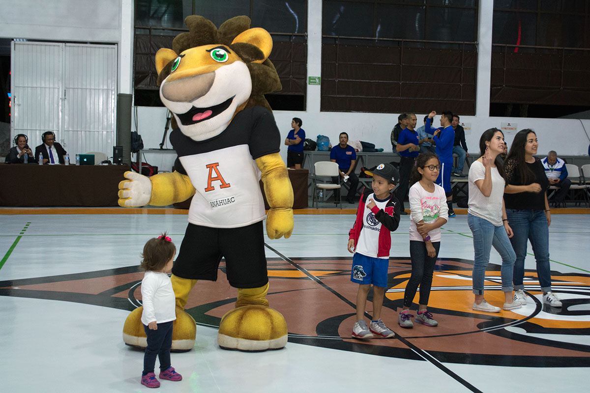 14 / 16 - Leones de Basquetbol arrasan de nuevo contra la UV