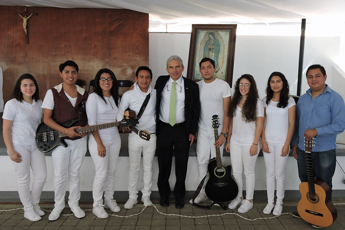 8 / 8 - La Universidad Anáhuac Xalapa celebra Misa de Inicio de Cursos