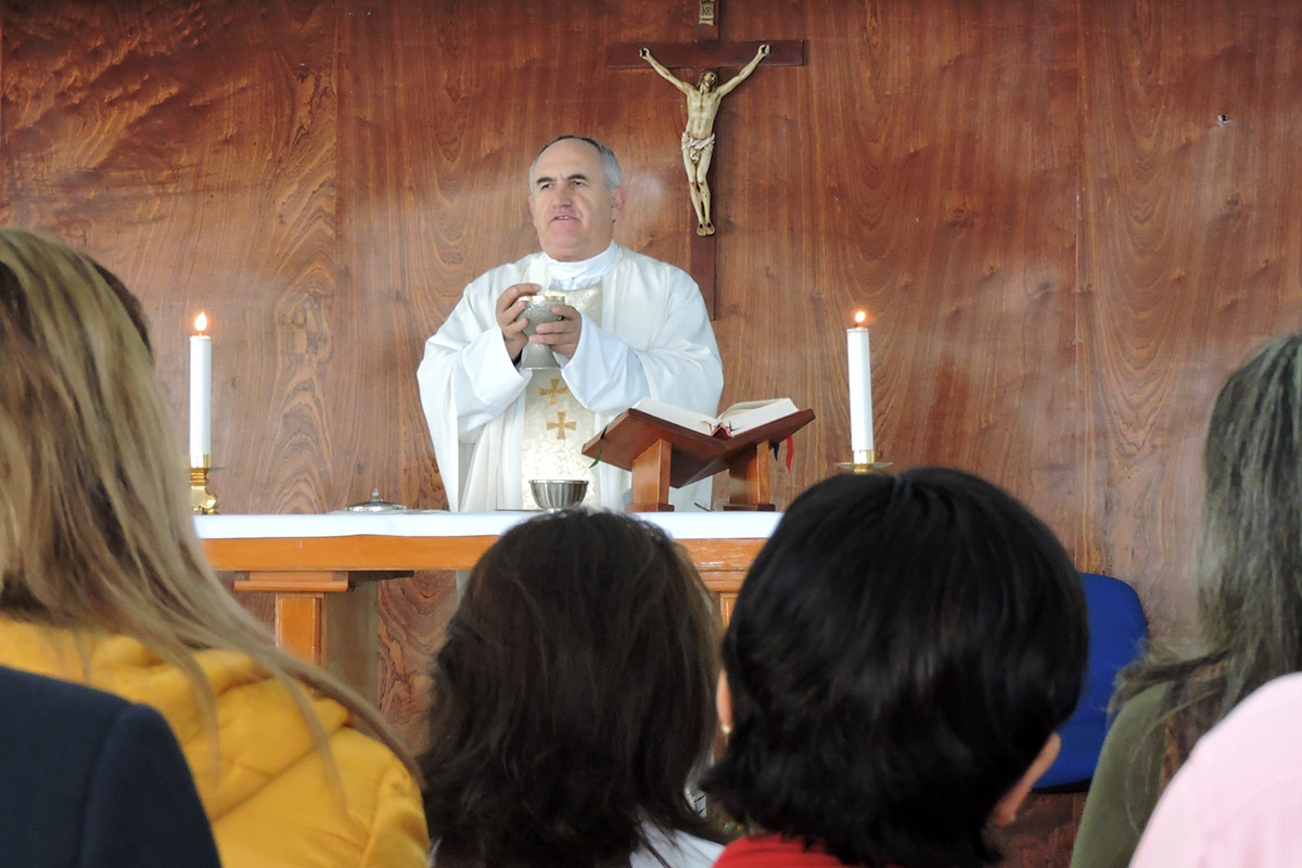 2 / 5 - La Comunidad Universitaria Anáhuac celebra a la Virgen de Guadalupe