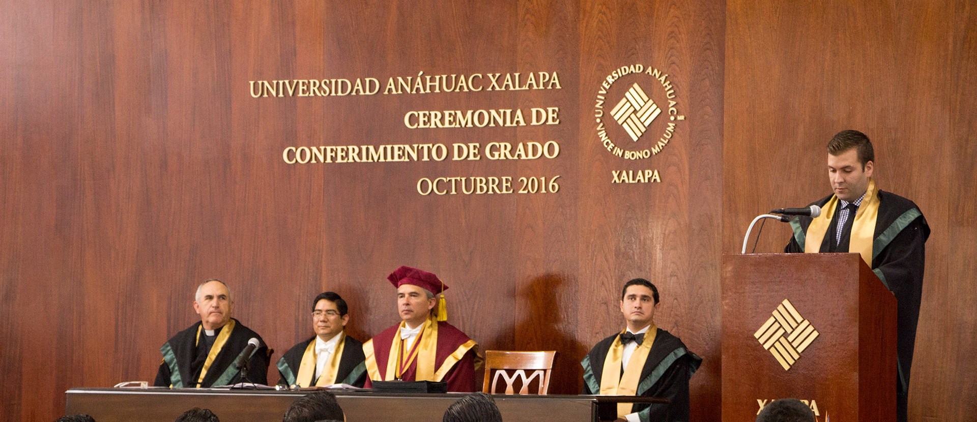 Ceremonia de Conferimiento de Grado
