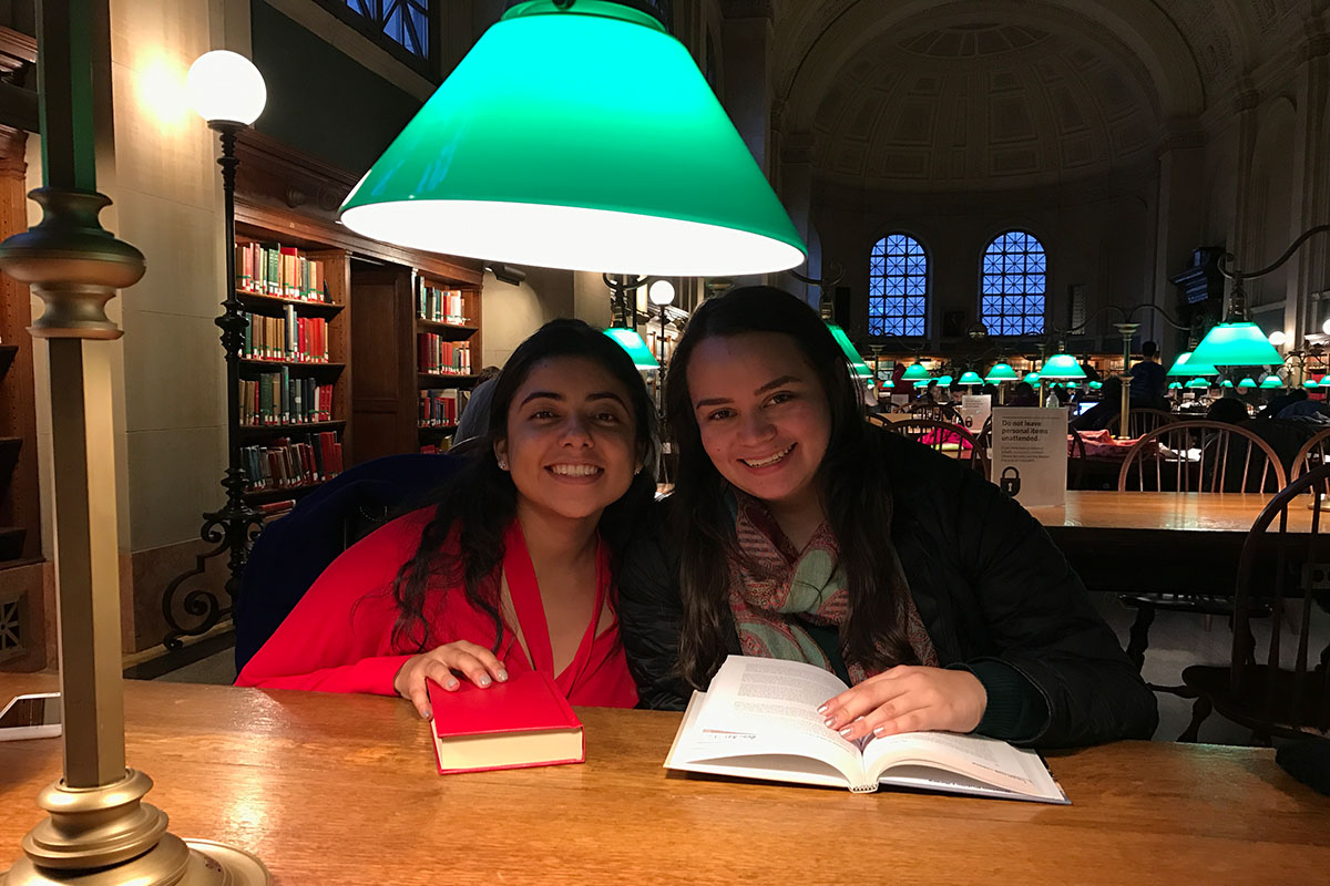 5 / 9 - Alumnos de Derecho visitan la Universidad de Harvard y el MIT
