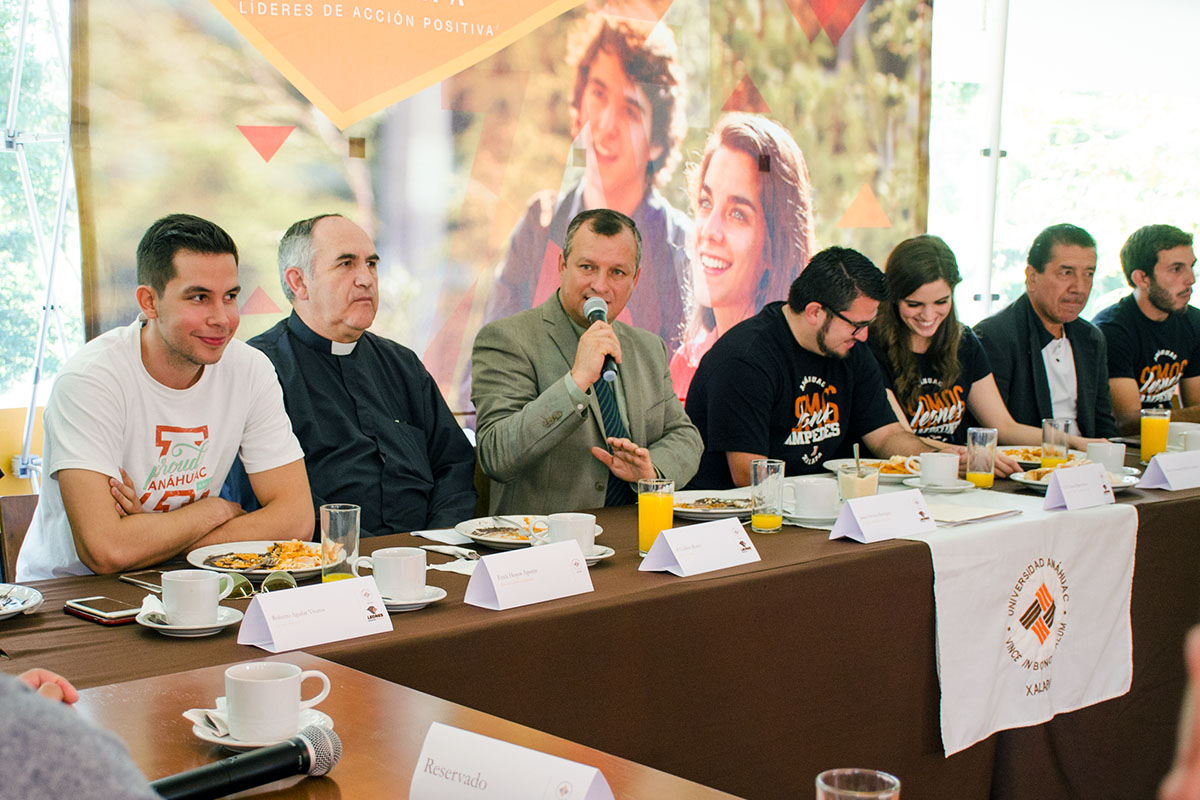 1 / 4 - Presentación del Proyecto Deportivo Leones 2016-2017