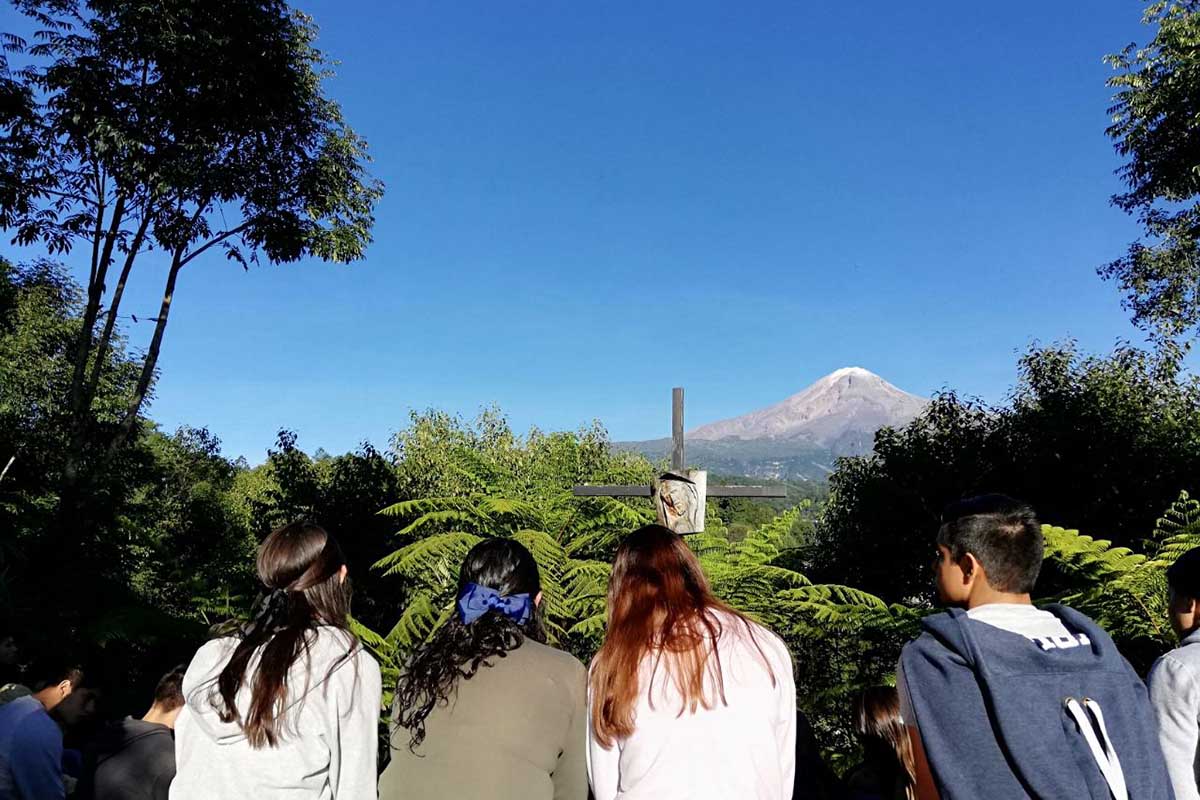 5 / 7 - Retiro, taller y conferencias con los alumnos de la Prepa Anáhuac.