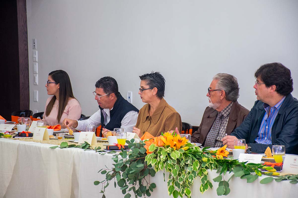 5 / 6 - Desayuno Anual de Consejeros Anáhuac