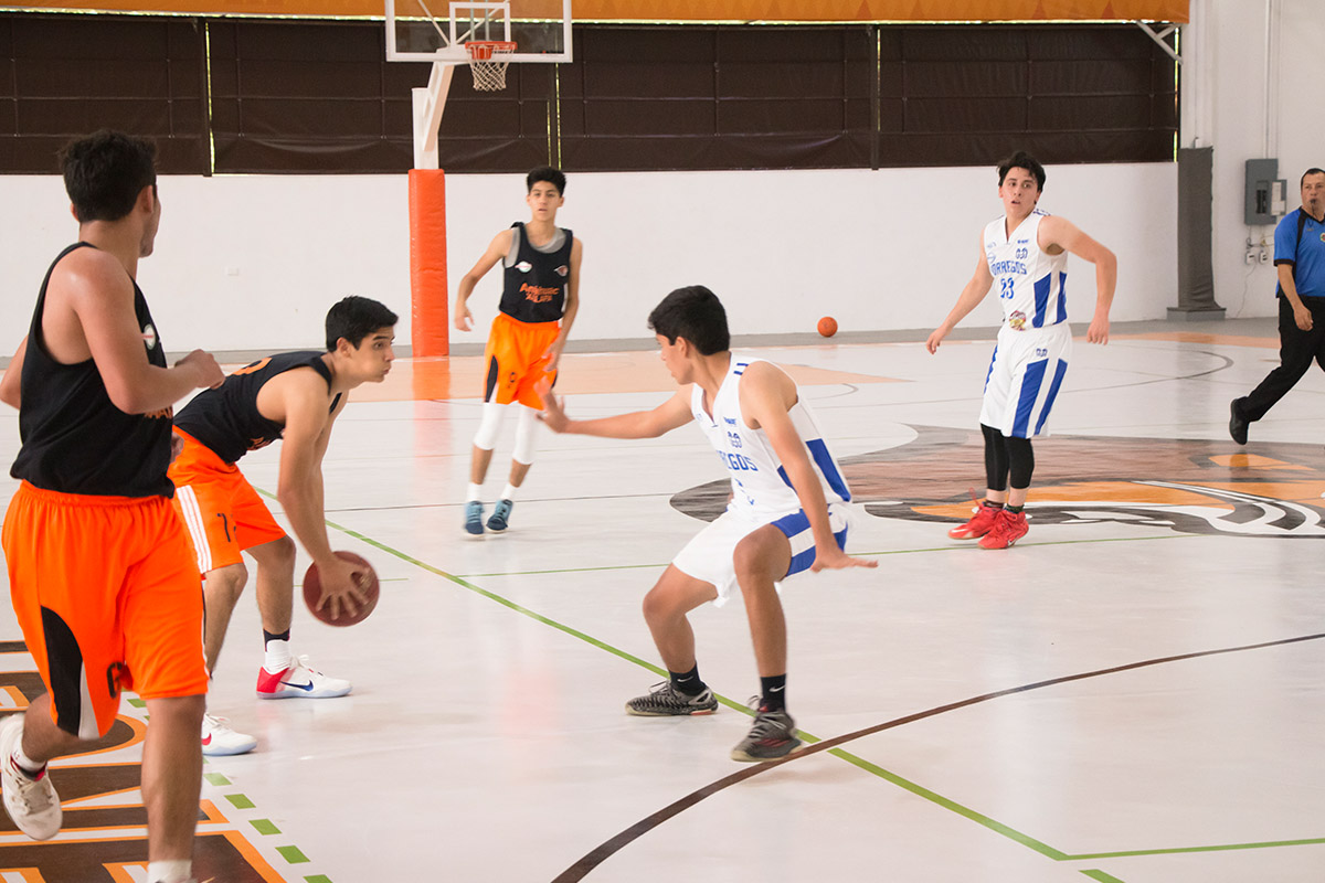 5 / 12 - Basquetbol Varonil vence a ITESM Hidalgo