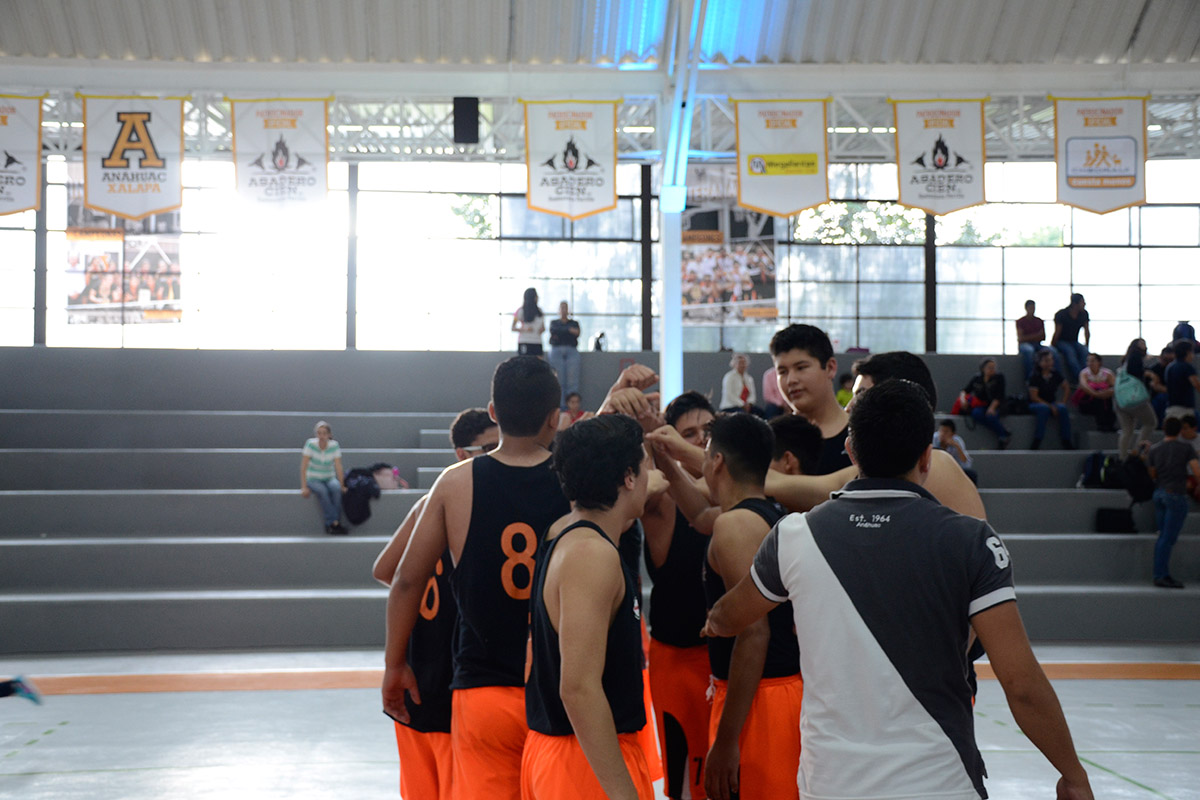 11 / 12 - Basquetbol Varonil vence a UPAEP Tehuacán