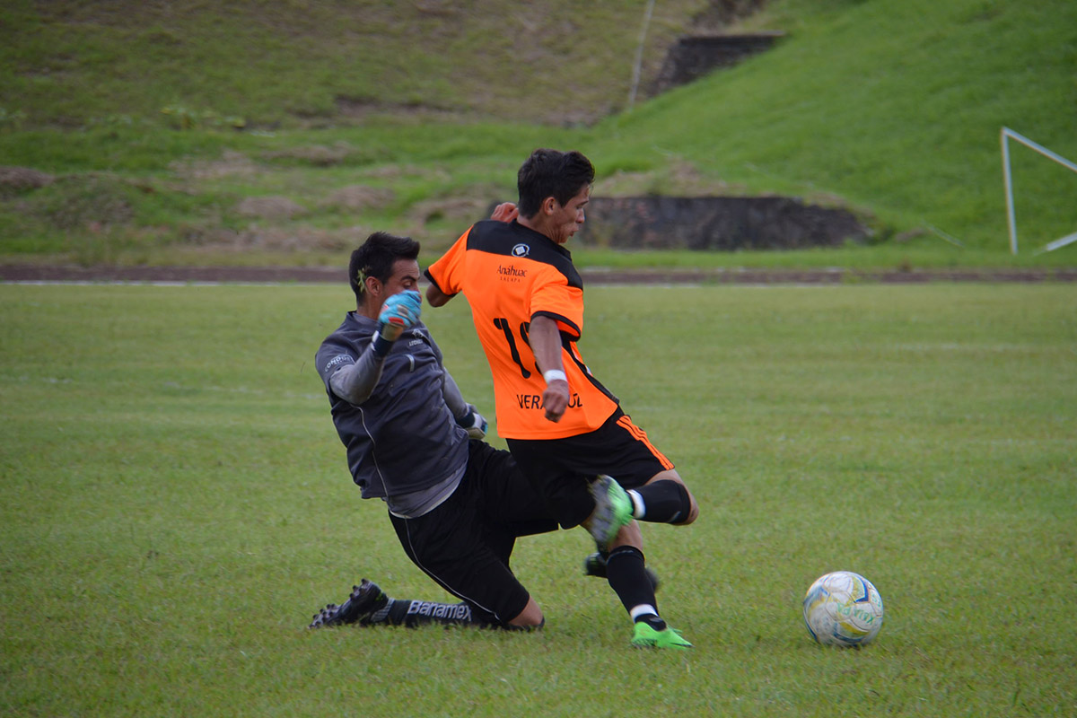 6 / 12 - Leones Soccer Varonil inician temporada CONADEIP con triunfo