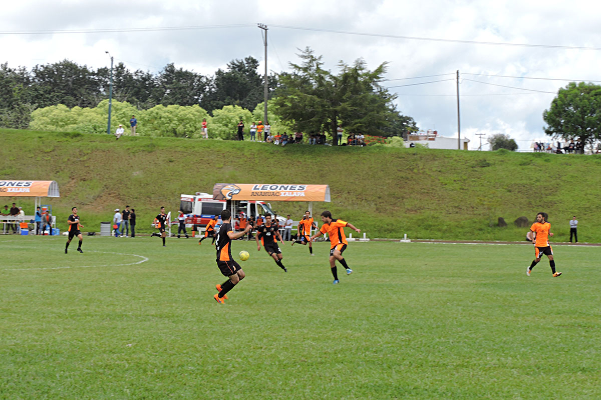 7 / 12 - Leones Soccer Varonil inician temporada CONADEIP con triunfo