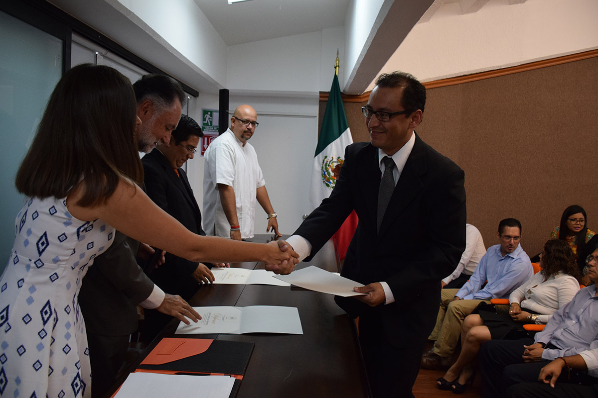 11 / 20 - Concluye el primer ciclo de Diplomados Anáhuac 2016