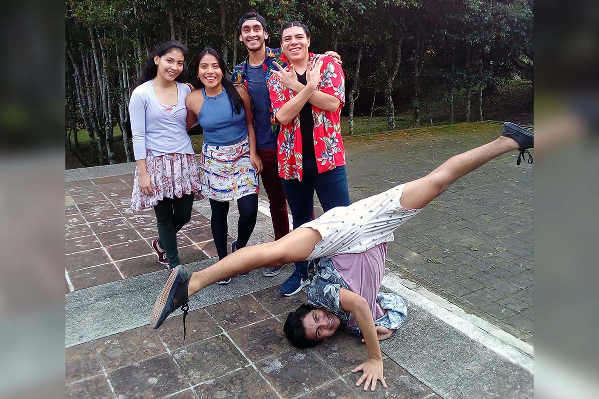 8 / 11 - El talento de los Jóvenes Veracruzanos de manifiesto en el 2° Encuentro de Danza Estudiantil Bailando con el Corazón